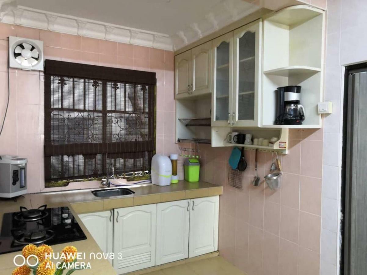 Ibu Home-To-Stay Pasir Gudang Exterior foto