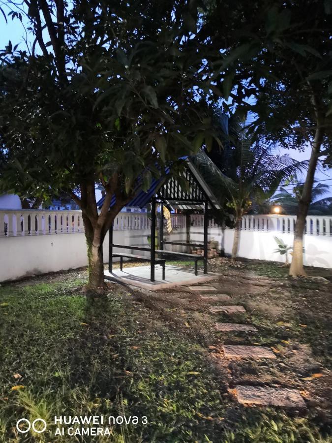 Ibu Home-To-Stay Pasir Gudang Exterior foto